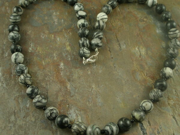 The Zebra Unusual Stone Necklace-0