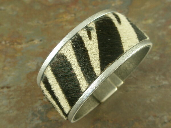 Zebra Love Magnetic Fur Bracelet-0