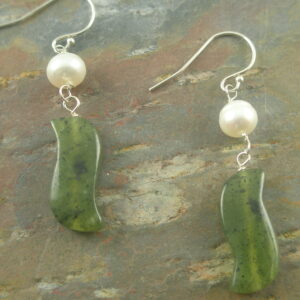 Gentle Wave Stone And Pearl Earrings-0