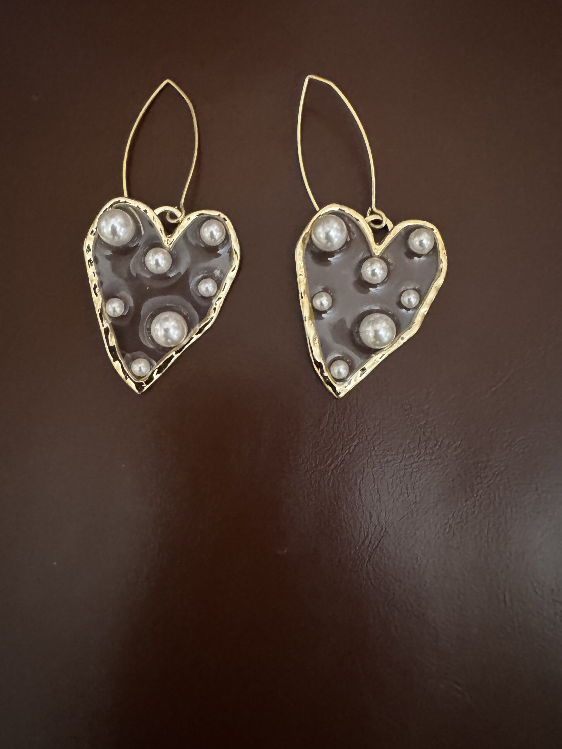 One Of A Kind Resin/Pearl Earring/I Love You