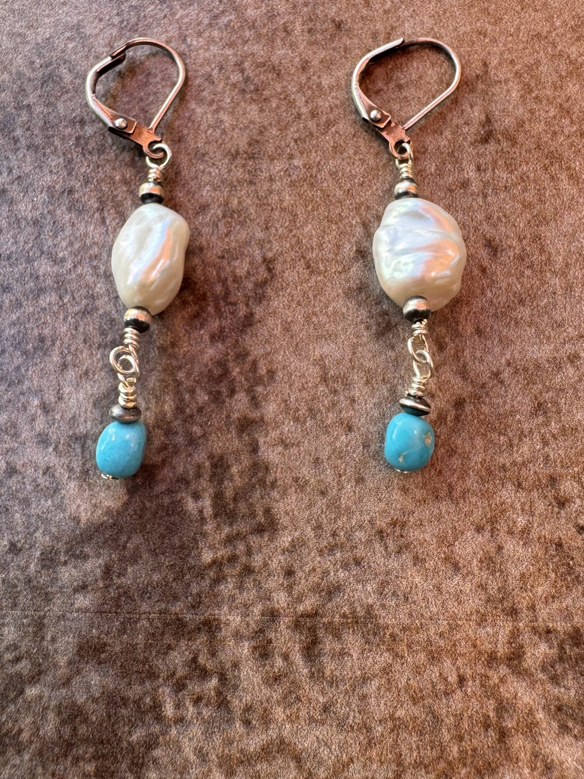 Turquoise/Pearl Dangle Earring/Girlie Turq